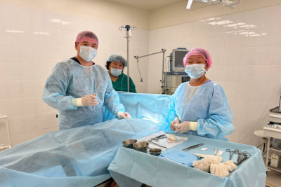 Мобильные врачи прооперировали 14-летнего подростка в Верхоянском районе / Саина Титова   