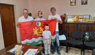 Глава Алдана встретился с участником СВО, прибывшим в короткий отпуск / ЯСИА   