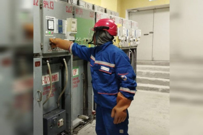 Энергетики продолжают устранять последствия шквалистого ветра в Якутске и Центральных районах / ЯСИА Якутск Якутск Республика Саха (Якутия)