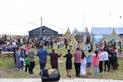 Делегация из Якутии посетила посёлок Ессей в Красноярском крае / ЯСИА Ессей Эвенкийский Красноярский край