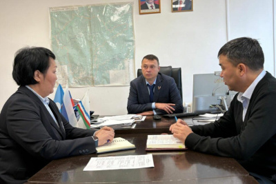 Участница кадровой программы «Якутия – Земля героев» проходит стажировку в Олекминском районе / ЯСИА   