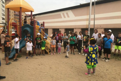 «Праздник двора» провели для жителей улицы Чернышевского в Якутске / ЯСИА Якутск Якутск Республика Саха (Якутия)