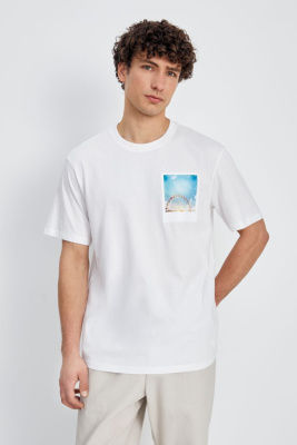 Свободная футболка с принтом