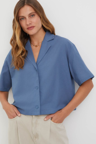 Укороченная блузка из хлопка и льна