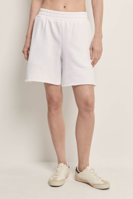 Шорты на резинке с необработанными краями