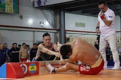 Таттинский и Мегино-Кангаласский районы завоевали по 17 путёвок на Игры Манчаары / Дьулустаан Сергеев   