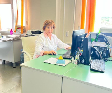 Терапевт Центра СПИД с 50-летним стажем: «Поддержка и внимание лечат быстрее любого препарата» / ЯСИА   