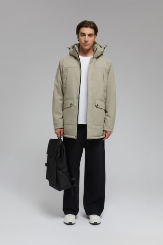 Утепленная парка с капюшоном