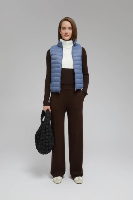 Пуховый жилет с натуральным пухом