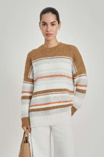 Джемпер с округлым вырезом свободного силуэта