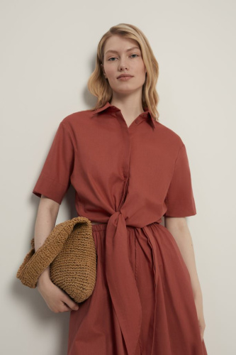 Блузка из хлопка и льна с завязками на поясе