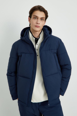 Утепленная куртка со съемным капюшоном