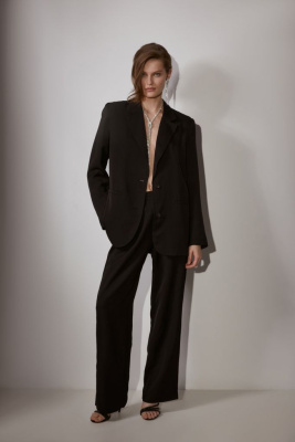 Брюки с защипами