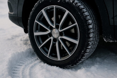 Шипы или липучка: какие шины зимой обеспечат безопасность на дорогах Якутии / ЯСИА   Республика Саха (Якутия)
