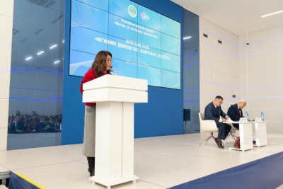 В Якутии реализуют 27 мер социальной поддержки пожилых людей / Майя Гоголева   