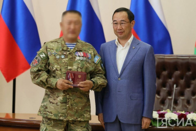 Орден Мужества вручили командиру батальона «Барс-2» Василию Егорову / ЯСИА   