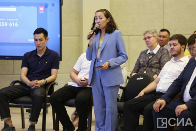 Открыть Школу олимпиадников предложила Айсену Николаеву педагог из Якутска / Нарыйа Пахомова Якутск Якутск Республика Саха (Якутия)