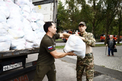 Волонтёры Народного фронта Якутии посетили ДНР с гуманитарной миссией / Анастасия Филиппова   
