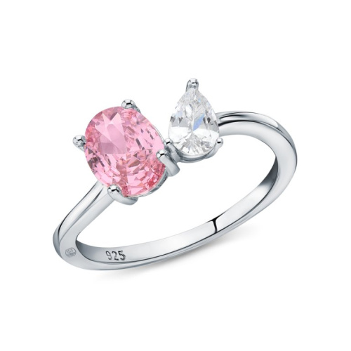 Серебряное кольцо с фианитами