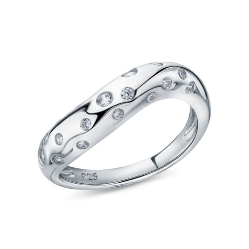 Серебряное кольцо с фианитами