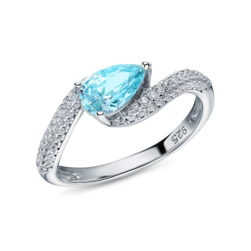 Серебряное кольцо с фианитами