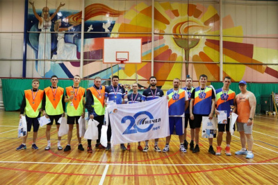 Сильнейших в стритболе выявили в «Якутугле» / ЯСИА   