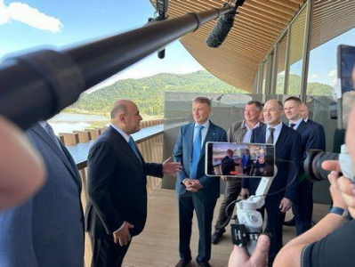 Греф провел экскурсию для Мишустина по курорту Сбера «Манжерок» на Алтае / ЯСИА   