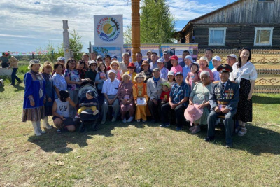 В селе Сыдыбыл установили сэргэ якутского солдата Василия Иванова / ЯСИА   