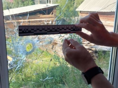 В Кобяйском районе взят под стражу мужчина, подозреваемый в убийстве своего сына /    