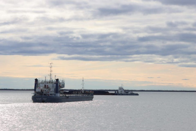 Дневник навигации: флот ЛОРПа доставил грузы на Яну / ЯСИА   