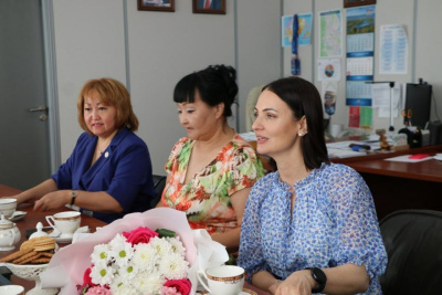 Депутат Госдумы Татьяна Буцкая встретилась с якутским активом партпроекта «Крепкая семья» / ЯСИА   