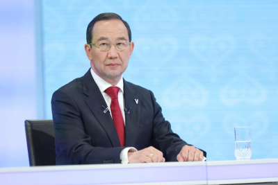 Стартовала «Прямая линия» главы Якутии Айсена Николаева / ЯСИА   