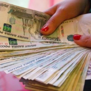 Завершено расследование уголовного дела в отношении жителя поселка Батагай, обвиняемого в покушении на дачу взятки  и использовании поддельного удостоверения /    