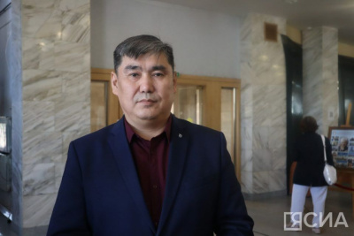 «Он вдохновлял мыслить шире и глобальней»: ректор СВФУ — о первом президенте Якутии / Айсен Пахомов   