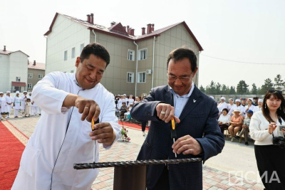 В Вилюйске дали старт строительству второй очереди районной больницы / ЯСИА  Вилюйский Республика Саха (Якутия)
