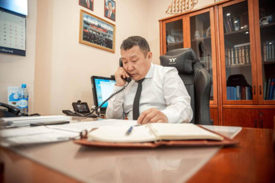 Дмитрий Садовников: «Прямая линия главы Якутии показала открытость власти» / ЯСИА   