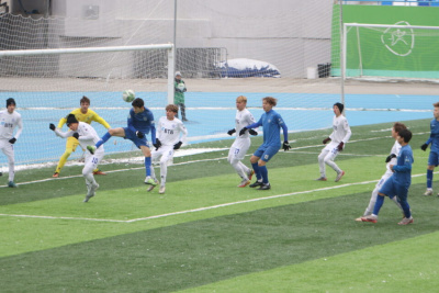 Якутские футболисты завершили сезон ЮФЛ домашним матчем / Дьулустаан Сергеев   