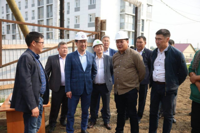 Многоквартирный жилой дом для переселенцев из аварийного жилья введут до конца года в селе Сунтар / ЯСИА   