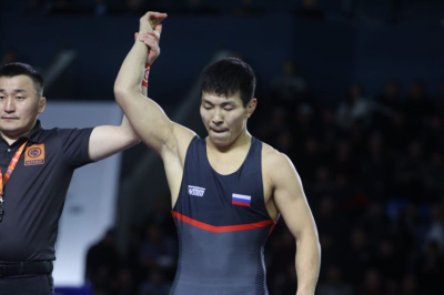 Борец Константин Капрынов из Якутии оспорит золото международного турнира во Владикавказе / Дьулустаан Сергеев   