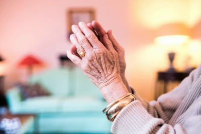 В Якутии внедряют систему долговременного ухода за пожилыми гражданами и инвалидами / ЯСИА   