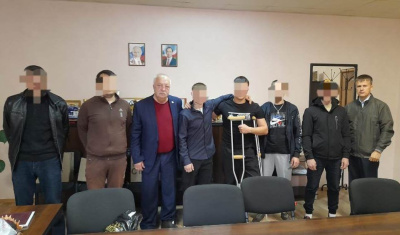 В администрации Алдана организовали встречу с участниками спецоперации / ЯСИА   