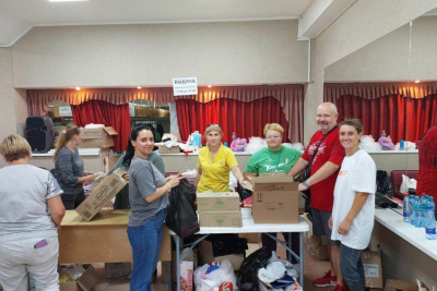 Позывной Мать. Как бывший муниципальный служащий из Мирного наладила помощь бойцам СВО / ЯСИА   