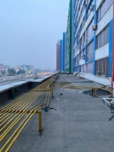 Следователи просят отозваться очевидцев гибели мужчины в городе Якутске при падении с высоты /  Якутск Якутск Республика Саха (Якутия)