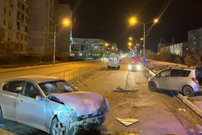 В Якутске пьяный водитель устроил ДТП, пострадали три человека / ЯСИА   