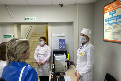 Эксперты Минздрава России провели аудит медицинских учреждений Якутии / ЯСИА   