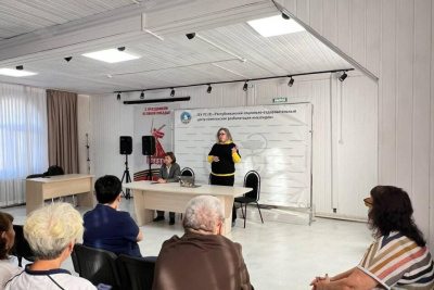 Билайн провел уроки кибербезопасности для старшего поколения Якутии / ЯСИА   