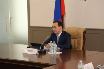 Глава Якутии провел заседание наблюдательного совета НОЦ «Север» / ЯСИА   