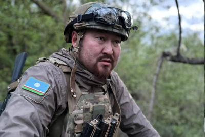 Из кабинета главы — на передовую: путь Ивана Левина, который не мог остаться в стороне / ЯСИА   