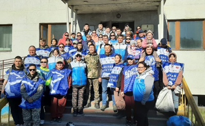 «День коренных народов встречаем за уборкой»: проект «Чистая Арктика» действует в Булунском районе / Мария Архипова  Булунский Республика Саха (Якутия)