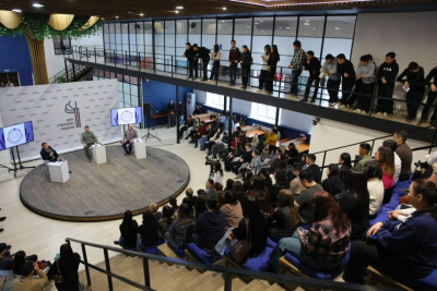 Губернатор Демешин встретился со студентами в Якутске / ЯСИА Якутск Якутск Республика Саха (Якутия)